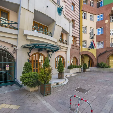 Corvin Hotel Budapest Corvin Wing-2
